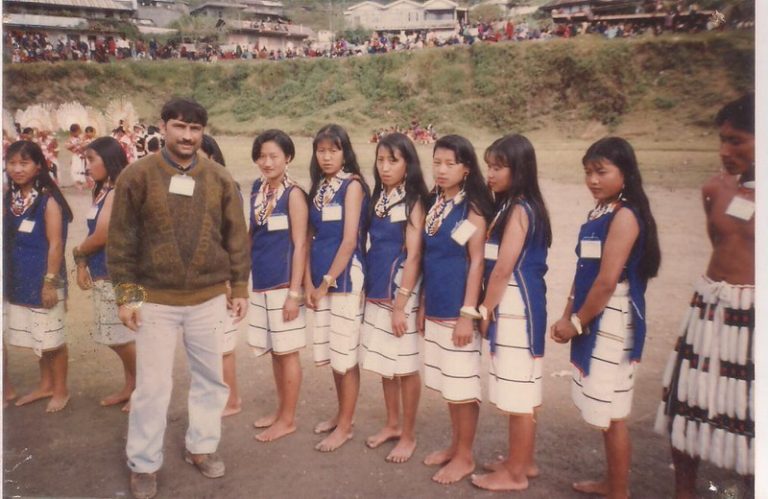 Serial MORUNG, Nagaland-Naga Artist with Vikas Kapoor 2